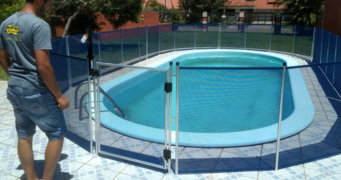 Cercas e Portões de Proteção para Piscinas Cercas e Portões de Proteção para Piscinas